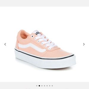 Vans Kids' Ward Low Top Sneaker Little/Big Kid